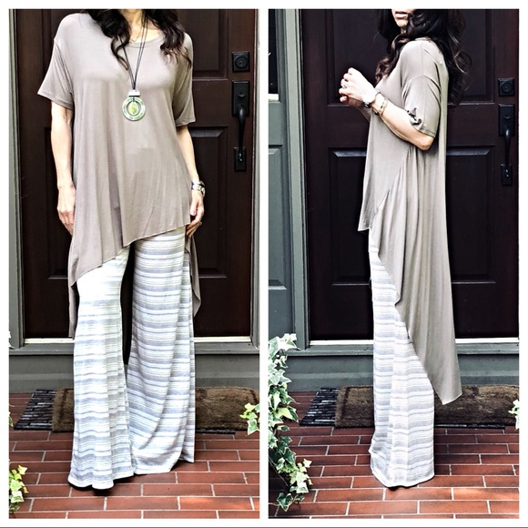 ✨LAST ONE ✨High low asymmetrical mocha top - Picture 2 of 8